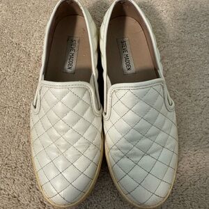 Steve Madden Cream Slip-On Shoes
*worn*